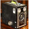 Image 1 : VINTAGE BROWNIE CAMERA