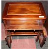 Image 2 : CURIO CABINET 23"X14.5"X28"