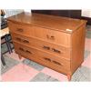 Image 1 : 6 DRAWER DRESSER BY SOUTH SHORE INDUSTRIES