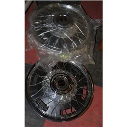 LOT OF 4 VINTAGE CADILLAC CHROME HUBCAPS.