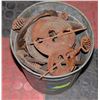 Image 1 : BUCKET OF VINTAGE ESTATE METAL ITEMS.