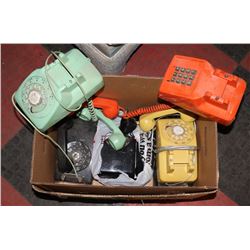 ESTATE LOT OF VINTAGE PHONES.