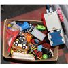 Image 1 : ESTATE BOX OF VINTAGE TOYS