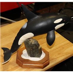1989 KILLER WHALE ORNAMENT SIGNED BY ARTIST