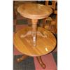 Image 1 : VINTAGE OAK ROUND COFFEE AND END TABLE SET