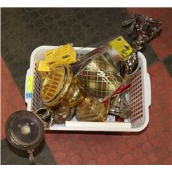 LOT OF ASSORTED, INCLUDING CANDLESTICKS