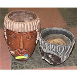 FEMALE & MALE FACE PLANT POT.
