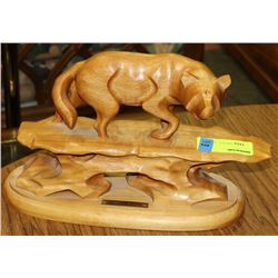 WOLF WOOD CARVED ORNAMENT