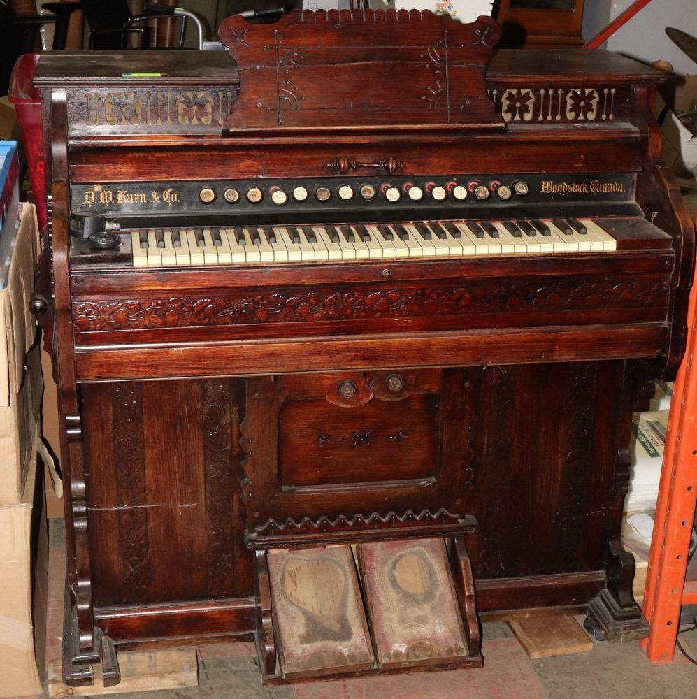 VINTAGE KARN AND CO FOOT PUMP ORGAN AS IS Kastner Auctions
