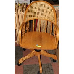 OAK AND RATTAN DESK CHAIR ON WHEELS/SWIVELS