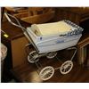 Image 1 : VINTAGE CANDON DOLL STROLLER