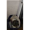 Image 1 : BIN OF ELECTRICAL WIRE AND PARTS