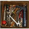 Image 1 : ESTATE BOX OF ASSORTED HAND TOOLS