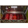 Image 1 : TOOL BOX WITH LOT OF GAS CANS