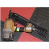 Image 1 : BOSTITCH AIR NAILER