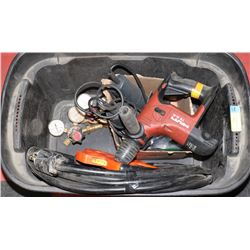 TOTE OF ASSORTED TOOLS
