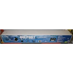 CLAM BIG FOOT XL2000 4 PERSON ICE FISHING TENT