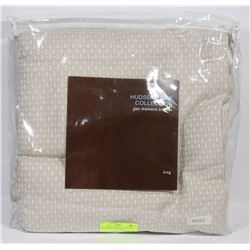 NEW HUDSON PARK COLLECTION GEO DIAMOND BLANKET