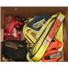 Image 1 : BOX OF TOW STRAPS AND TIE DOWNS