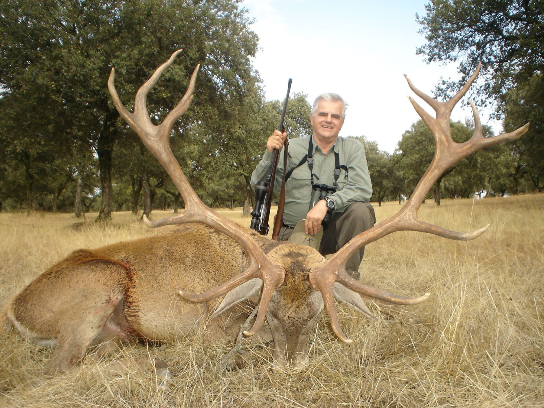 Iberian Red Stag Hunt In Spain With Eurohunts iberian-red-stag-hunt-in-spain-with-eurohunts