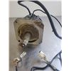 Image 2 : YASKAWA SGMDH-12A2A-YR13 AC SERVO MOTOR