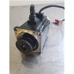 YASKAWA SGMPH-01A1A-YR22 AC SERVO MOTOR