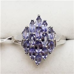 Silver Tanzanite(1.9ct) Ring (~Size 7) (~weight 5.5g), Suggested Retail Value $600