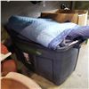 Image 3 : LARGE TOTE OF MOVING BLANKETS