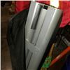 Image 2 : PROJECTOR SCREEN