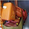 Image 1 : 6 JERRY CANS