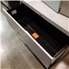 Image 2 : 2 DRAWER GREY FILING CABINET