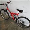 Image 3 : RED HONDA BIKE