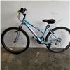 Image 1 : BLUE SCHWINN BIKE