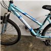 Image 2 : BLUE SCHWINN BIKE