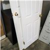 Image 3 : 2 INTERIOR DOORS