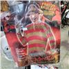 Image 2 : NEW ADULT DELUXE NIGHTMARE ON ELM STREET FREDDY KRUEGER COSTUME FITS UP TO 44 JACKET SIZE RETAIL $84