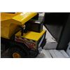Image 2 : TONKA DUMP TRUCK AND BOEING 787-8 MODEL IN BOX