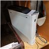Image 2 : XBOX 360 WITH 120GB HARD DRIVE