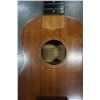 Image 2 : 2 UKULELES
