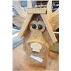 Image 2 : WOOD DEER BIRDHOUSE