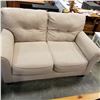 Image 2 : BEIGE LOVE SEAT