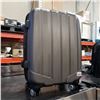 Image 2 : GREY HARD CASE LUGGAGE
