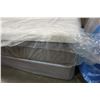 Image 2 : NOVUS DELUXE KING SIZE MEMORY FOAM MATTRESS AND BOX SPRING