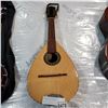 Image 1 : JOM MANDOLIN CRACKED