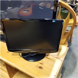 SAMSUNG 19 INCH MONITOR