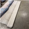 Image 1 : LARGE GREY AND WHITE OUTDOOR AREA CARPET - APPROC 8FT x 12FT