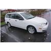 Image 3 : 2005 FORD FOCUS AUTOMOTIVE 4 DOOR STATION WAGON 202 000KM W/ 2 KEYS AND REGISTRATION