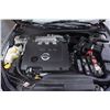 Image 9 : 2002 NISSAN ALTIMA 4 DOOR GREY AUTOMATIC W/ KEY AND REGISTRATION - NO MAJOR KNOWN ISSUES 278,000KM