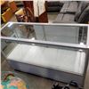 Image 2 : RETAIL DISPLAY CABINET/JEWELLERY CASE