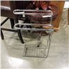 Image 2 : VINTAGE METAL TOWEL RACK